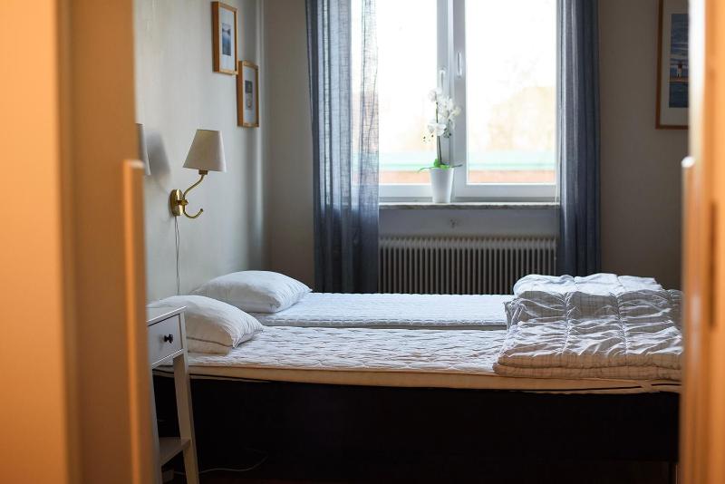 Double or Twin Room with Shared Bathroom image 1