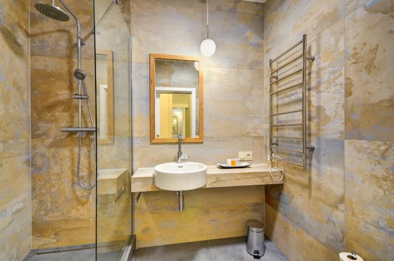 Double Room image 2