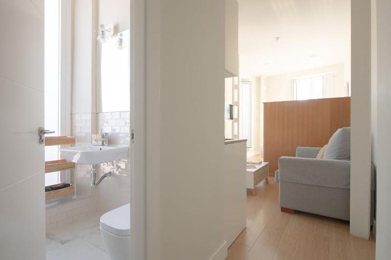 Ópera Apartments Alameda - image 8