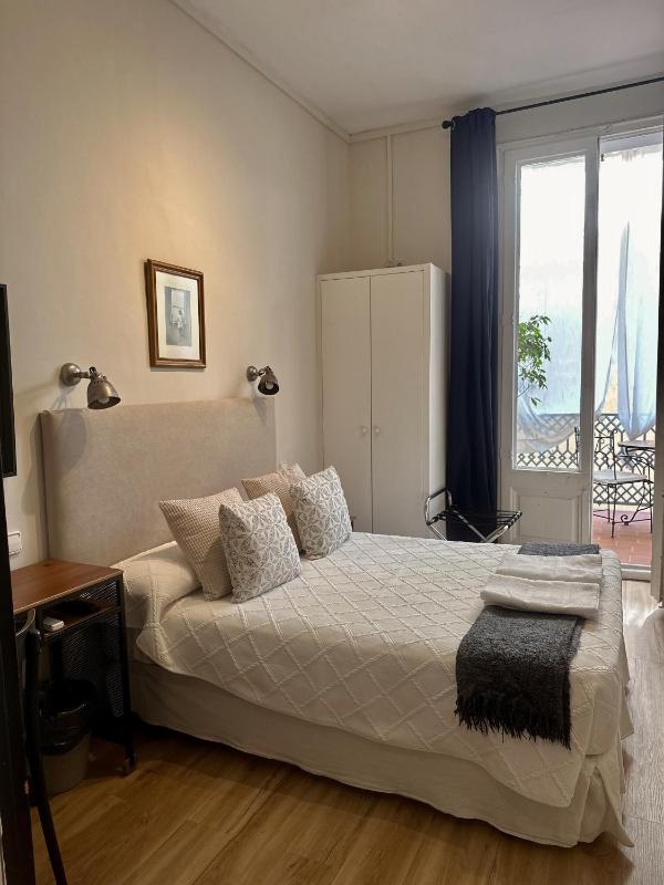 Casa Consell Gran Via Guest House - image 15