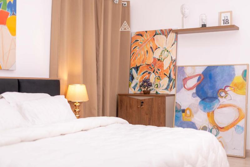 Stylish Comfort 1BR Apartment in North Legon - image 5