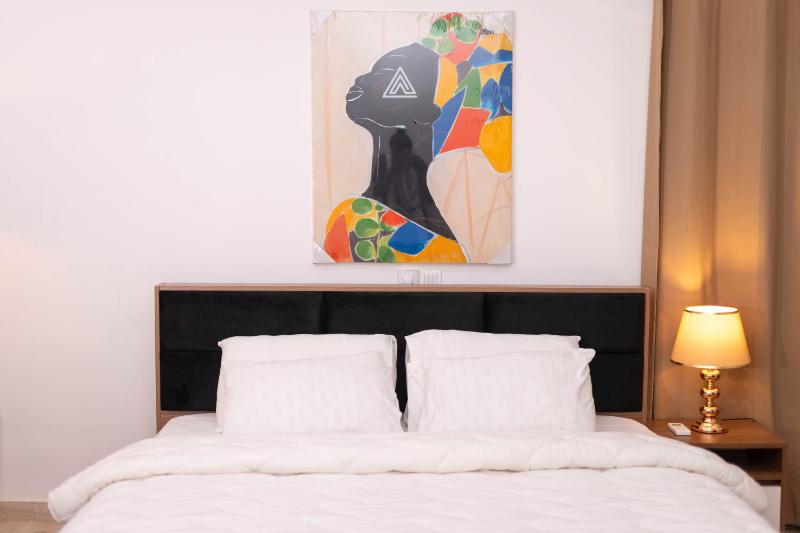 Stylish Comfort 1BR Apartment in North Legon - image 11