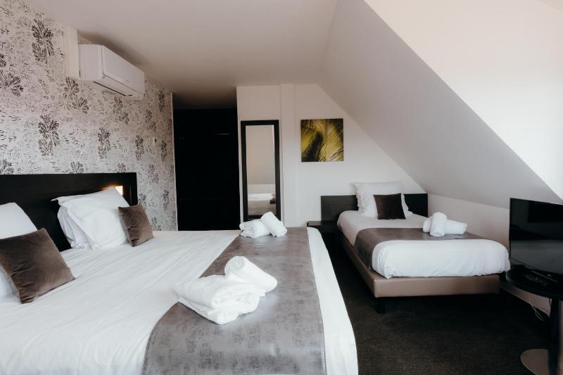 Triple Room image 1