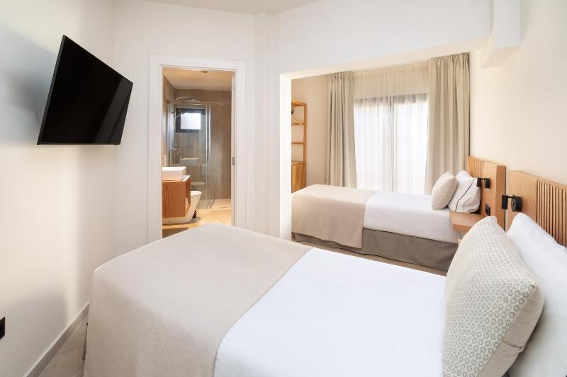 Double or Twin Room image 1