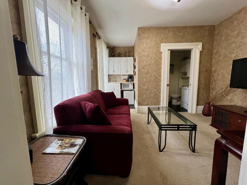 Suite image 2