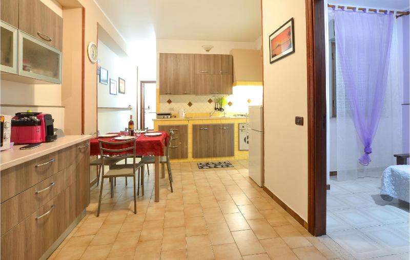 3 Bedroom Cozy Apartment In Palermo Pa - image 14