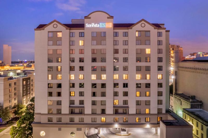 Sonesta ES Suites San Antonio Downtown Alamo Plaza - image 43