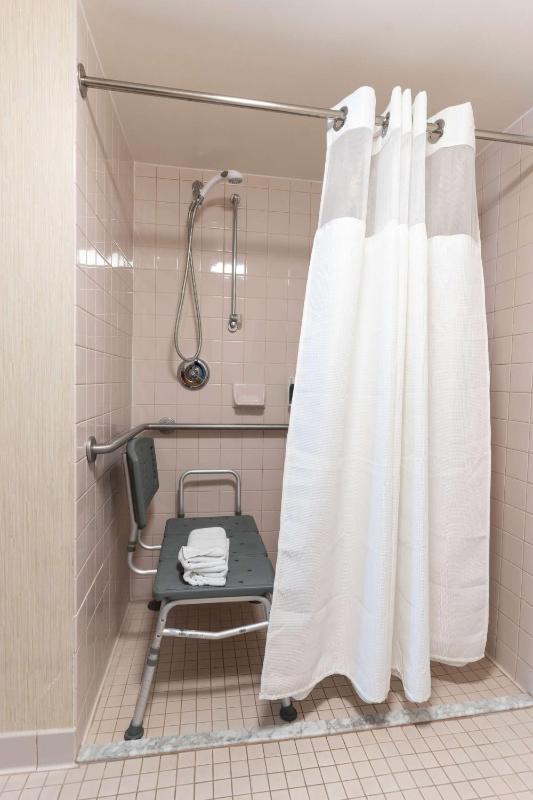 Sonesta ES Suites San Antonio Downtown Alamo Plaza - image 35