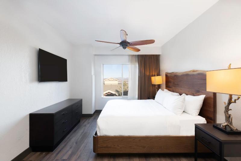 Signature One Bedroom Villa image 2