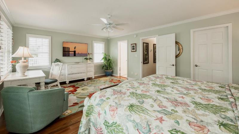 Brisa Fresca by Last Key Realty - image 5