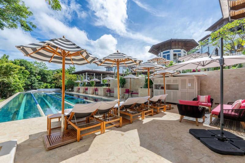 Stylish Condo in the Heart of Las Catalinas with Vibrant Design & Exclusive Beach Club Access - image 1