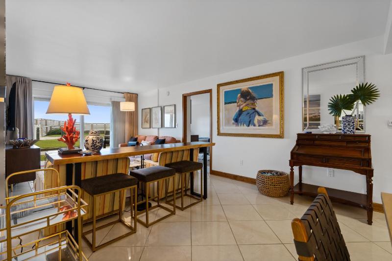 Regency Towers Unit 102W - image 20