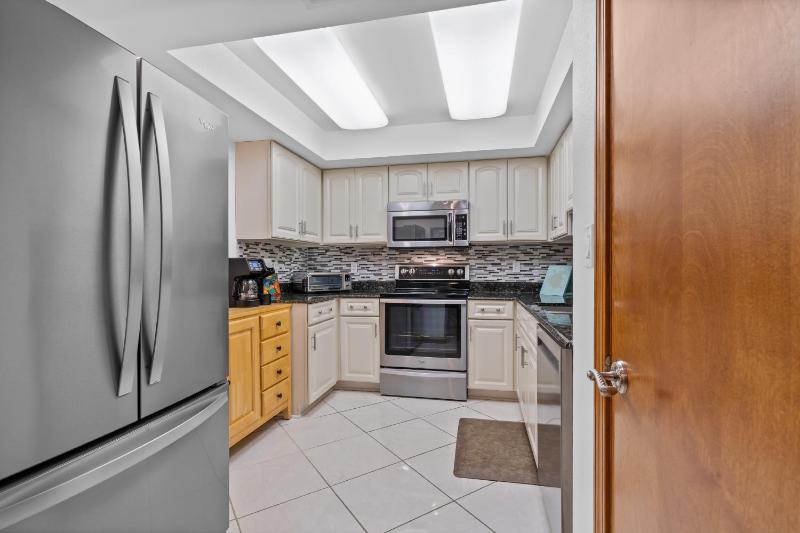 Regency Towers Unit 102W - image 41