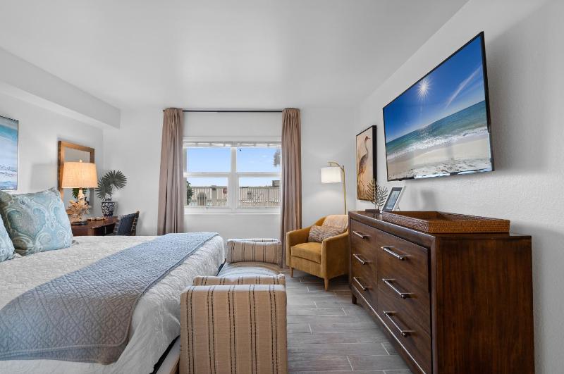Regency Towers Unit 102W - image 4