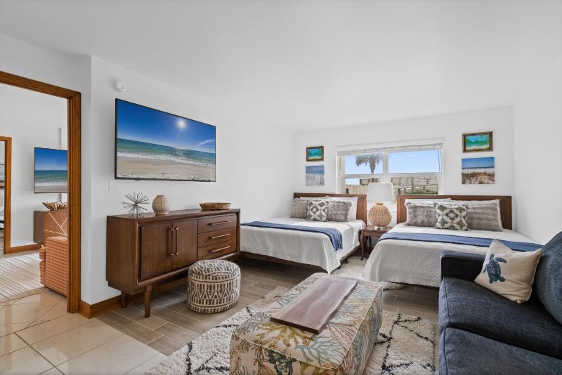 Regency Towers Unit 102W - image 18