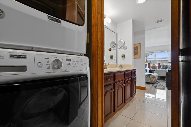 Regency Towers Unit 102W - image 9