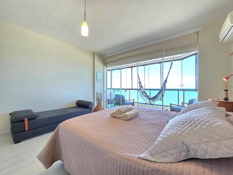 Oceanfront 4 Suite Apartment in Downtown Balneário Camboriú - image 39