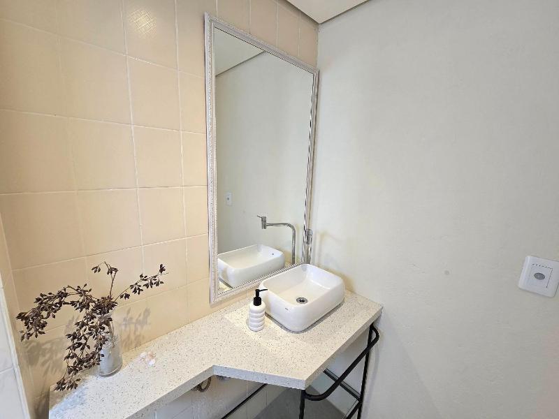 Oceanfront 4 Suite Apartment in Downtown Balneário Camboriú - image 20
