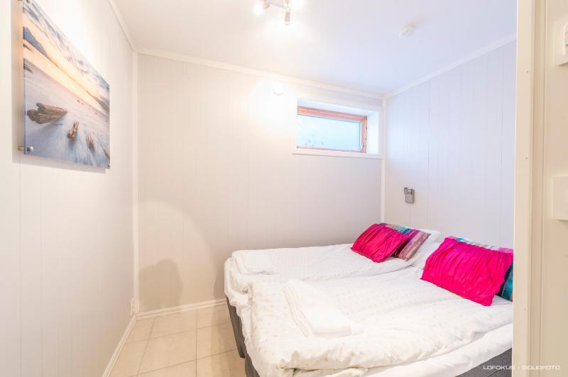 Two-Bedroom Apartment image 4