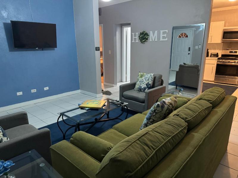 Kozy Bahamas Getaway 25mins from Airport & USA Embassy - image 6