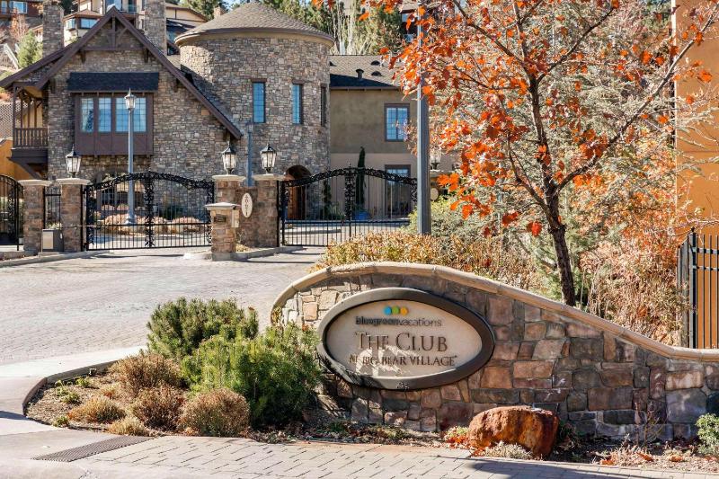 Bluegreen Vacations Big Bear Village an Ascend Collection Resort - image 2