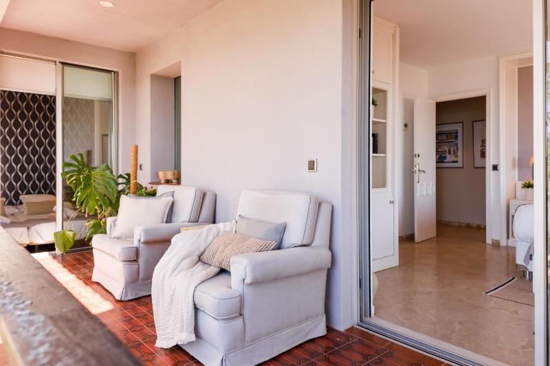 Luxurious Villa La Paz: Beach Port Aventura Golf - image 8