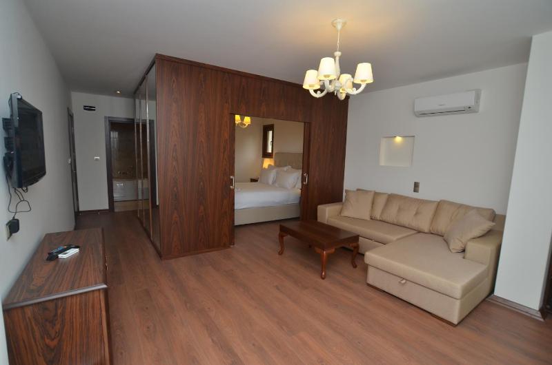 Junior Suite image 4