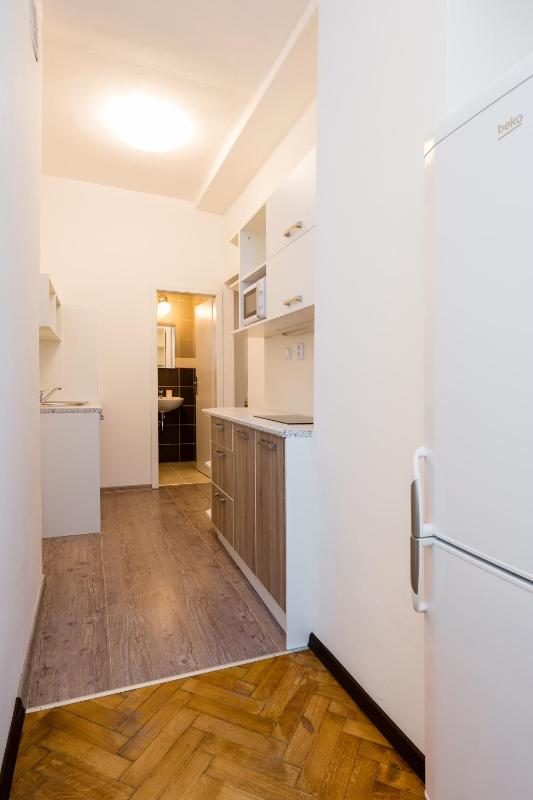 Affordable Stay Navratilova - image 11