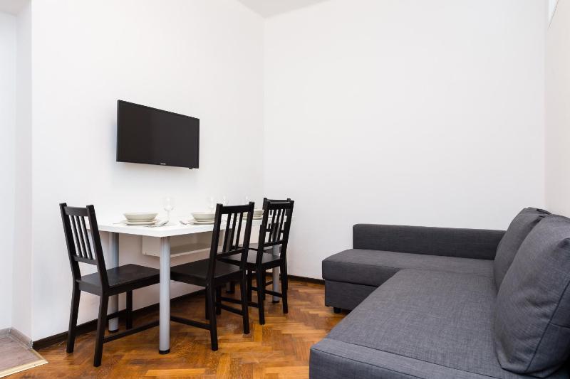 Affordable Stay Navratilova - image 7