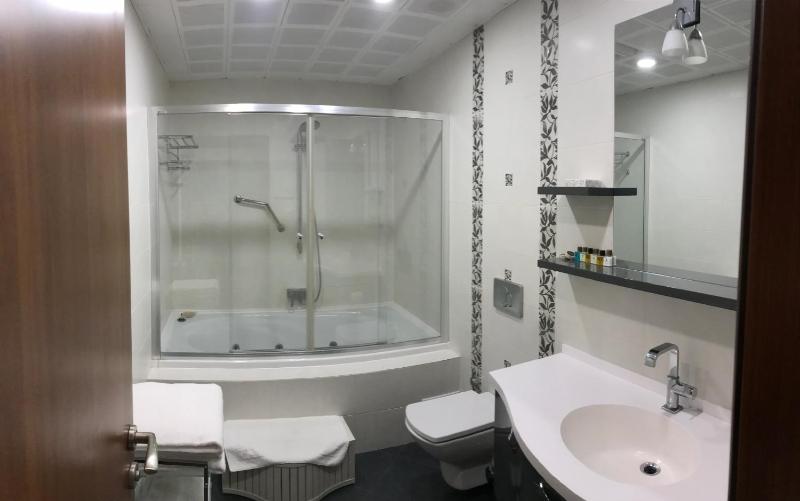 Three-Bedroom Apartment image 3