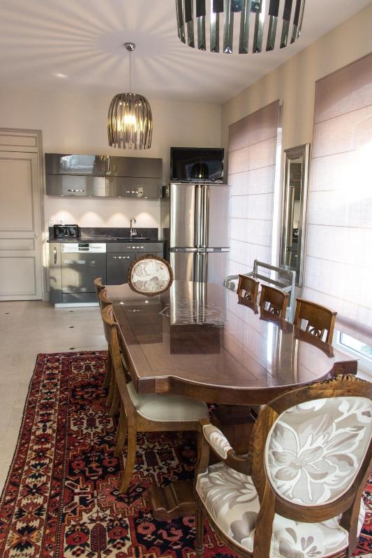 Deluxe Apartment image 2