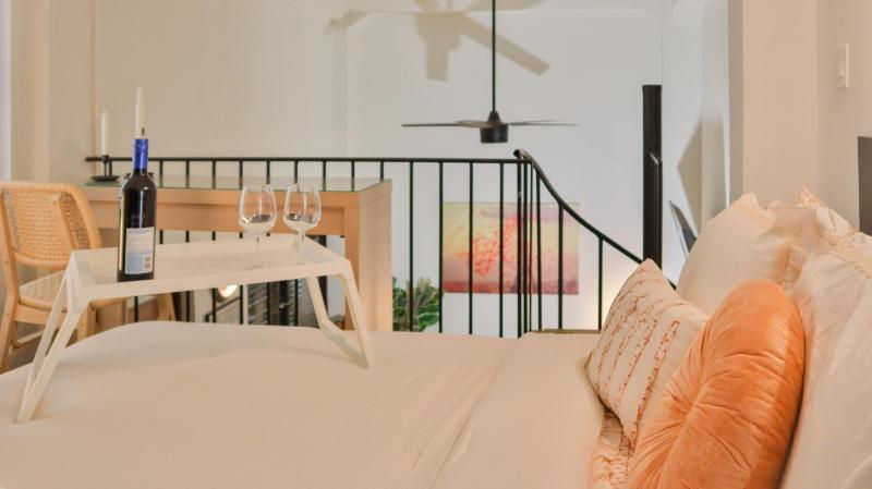 One-Bedroom Apartment image 1