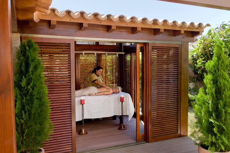 Romantic Package - Standard Double Room image 2