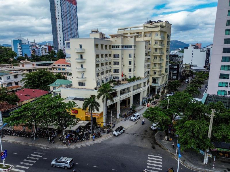 Hòn Chồng Hotel - image 13