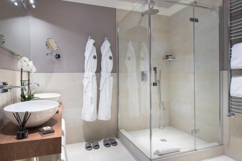 Prestige Suite image 2
