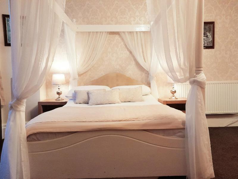 Superior Double Room image 1