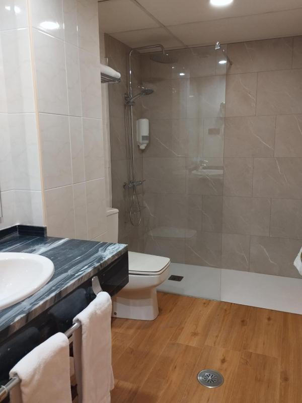 Triple Room image 4