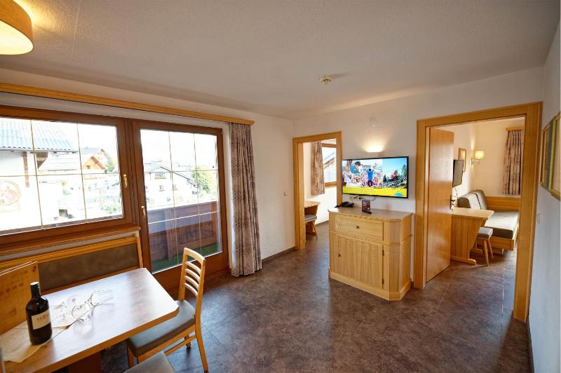 Comfort Two-Bedroom Apartment image 1