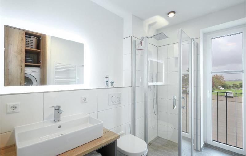 1 Bedroom Cozy Apartment In Nordstrand - image 8