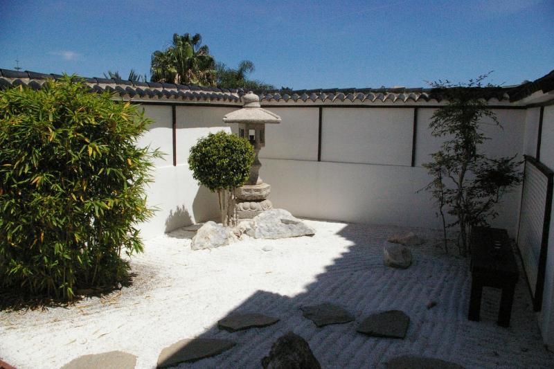 La Luna Blanca - image 22