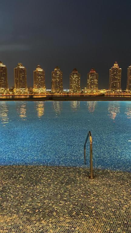 Luxury Apartment in The Pearl Qatar - image 12