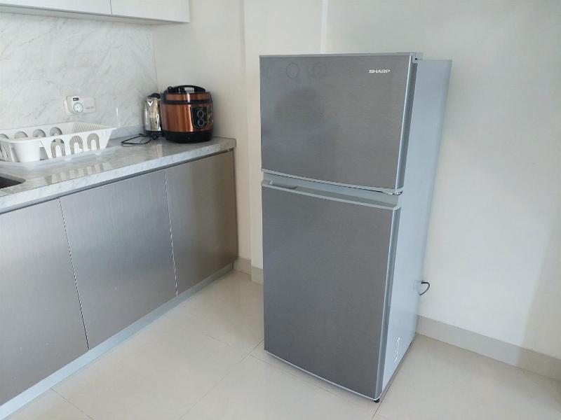 Nice and Fancy Studio Loft at Brooklyn Alam Sutera Apartment By Travelio - image 12