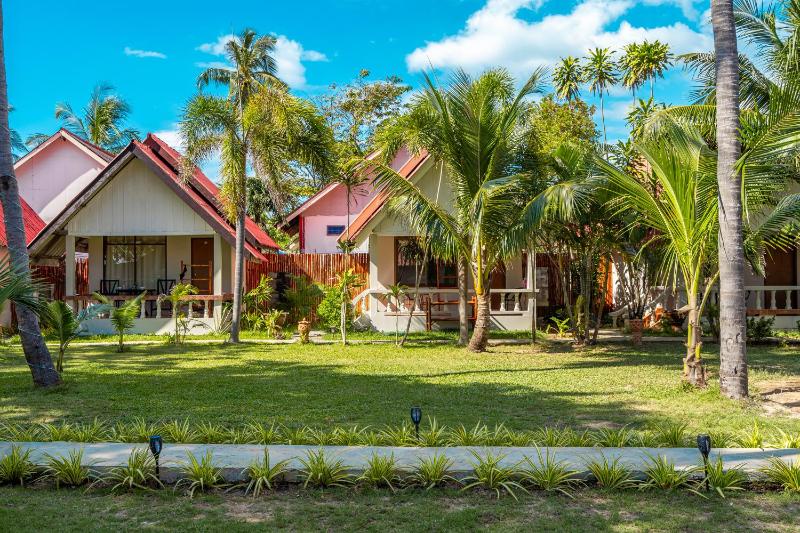 Lanta Beachfront Resort - image 22