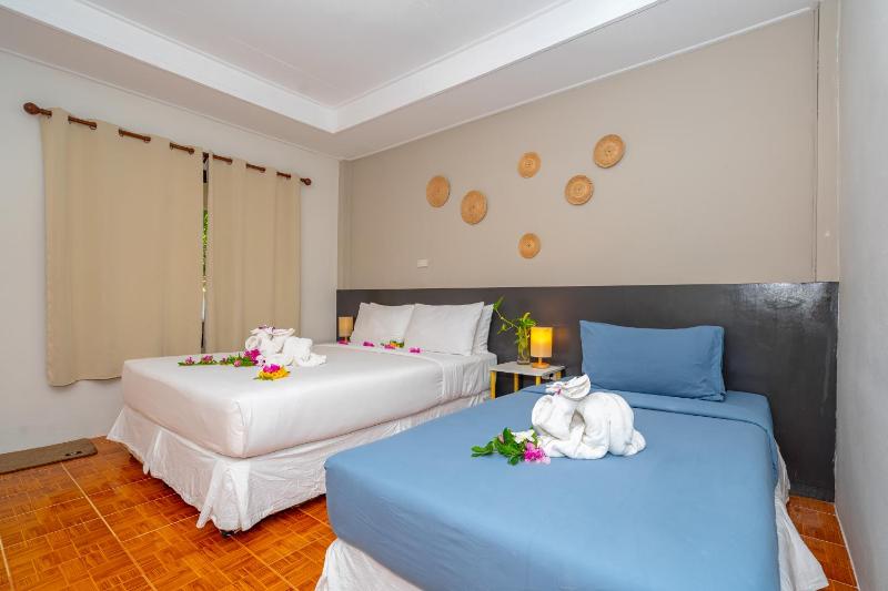 Lanta Beachfront Resort - image 34