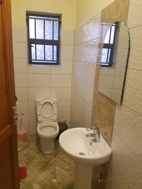 Duggers Motel Lusaze Kampala - image 16