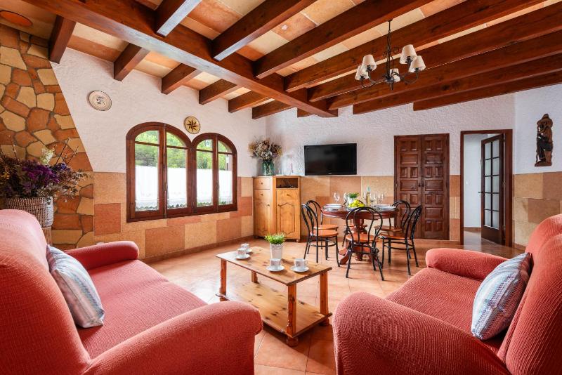Villa Can Biel by Escape Home - image 18