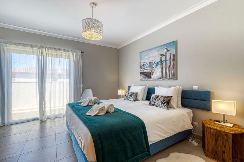 Albatroz - GORGEOUS & SPACIOUS VILLA IN CARVOEIRO - image 9