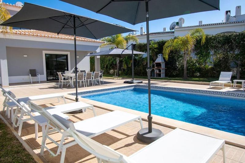 Albatroz - GORGEOUS & SPACIOUS VILLA IN CARVOEIRO - image 35