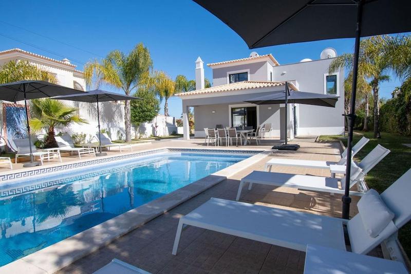 Albatroz - GORGEOUS & SPACIOUS VILLA IN CARVOEIRO - image 7