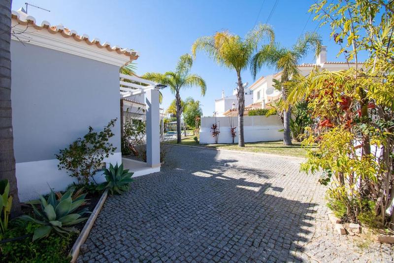 Albatroz - GORGEOUS & SPACIOUS VILLA IN CARVOEIRO - image 25